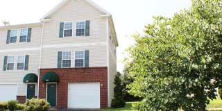 3 story townhome for rent with garage - 351 Emerson Lane Gallery 1