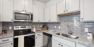 Azora Ranch Apartments Gallery 6