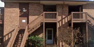 Nice two bedroom condo on one level in Hermitage Gallery 1