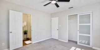 Beautiful 3 bed 2 bath Available for RENT in desirable Conway area of Orlando! Gallery 17