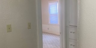 2 bed 1 bath for lease near downtown Gallery 7