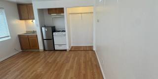 2120 Coal SE Gallery 10
