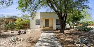 3 Bed 2 bath home PERFECT for U of A Students, Faculty and Staff! Gallery 1