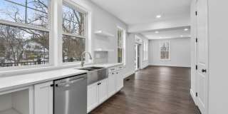 Spacious New Build in Quiet Glenmont / Silver Spring - Available Now Gallery 14