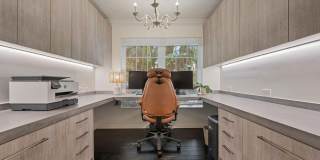 302 NW 16th Street Gallery 32