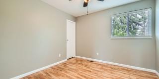 Spacious 3-Bedroom Aurora Home with Fenced Yard, Garage & Central AC Gallery 11