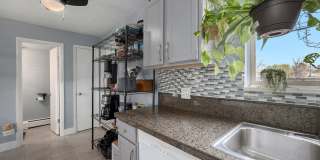 University Hills 2 bedroom and 1.5 Bath Gallery 4