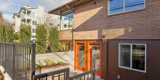 Newly Remodeled 3BR w/ In-Unit W/D, Private Entry & Designer Finishes – Pet Friendly! Gallery 5