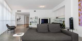 6101 Aqua Ave Gallery 4
