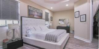 129 Riverwalk Cir E Gallery 18
