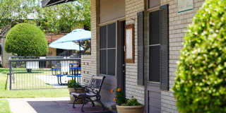 The Carriages Gallery 16