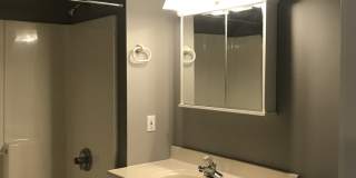 351 S. Madison St Gallery 30