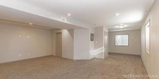 2221 Frontier Drive Gallery 49