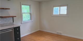 18 Briggs Avenue Gallery 8