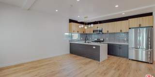 16012 Cantlay St Gallery 5