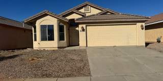 Beautiful 3-Bedroom, 2-Bath Home-AVAILABLE NOW Gallery 1