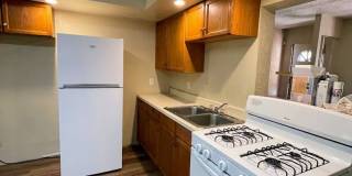 3 bed 1.5 bath - new flooring, new appliances Gallery 1