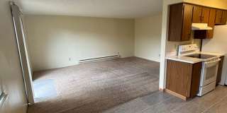 1 Bedroom 1 Bathroom at Hollywood Park Apartments Gallery 33