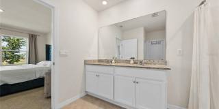 687 GRIFFON Avenue Gallery 15