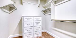 Move In Special: August Rent Free! Gallery 30