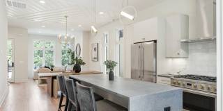 Salemtown Townhome Near Downtown | Screened Patio, Fenced Yard & 2 Parking Spaces Gallery 17