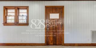 **COMING SOON FOR JUNE 2026 MOVE IN!** 3 BED/2 BATH DUPLEX - CLOSE TO CAMPUS! Gallery 6