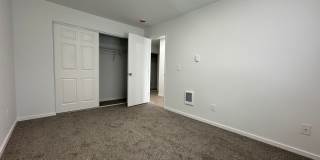 Violet Meadows Apartments Gallery 17