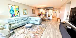 Annual Turnkey 3/3 penthouse on waterfront in Osprey Gallery 8
