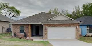 4 Bedroom 2 Bathroom Home In Arcadia Gallery 1