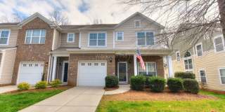 Big  Nice 3Br/2.5Bth Townhome in Steele Creek by Harris Teeter Shopping Center Gallery 1