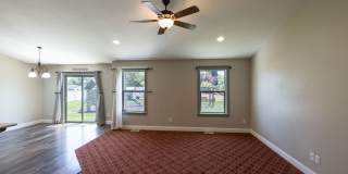 BEAUTIFUL 5 BED 3 BATH HOME IN FIRTH Gallery 7