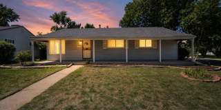 Charming 3BR House in Denver Gallery 1