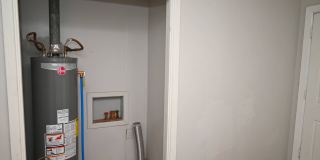 600 E 1st Street Gallery 8