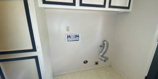 901 Santa Ana Avenue Southeast Gallery 21