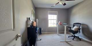 3 Bedroom Duplex in Normal! Gallery 5