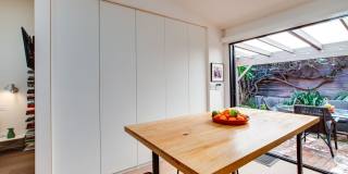 927 1/2 Victoria Ave Gallery 10