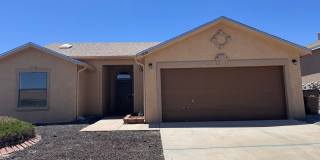 Welcome to your new home sweet home in the charming Los Colinas area! Gallery 1