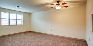 Lake Oaks Apartments Gallery 9