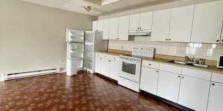 540 Main Street Gallery 9