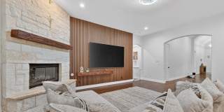 400 Trailside Drive Gallery 7