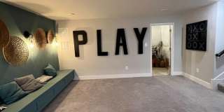 4563 SHAKESPEARE Circle Gallery 15