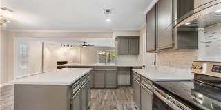 4937 Holmes Drive Gallery 7