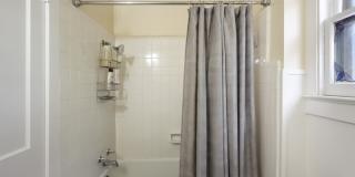 706 1/2 Patterson Gallery 14