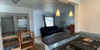 DUAL OPPORTUNITY!! 3 BEDROOM HOME + SEPARATE GUEST QUARTERS -FURNISHED OR UNFURNISHED DUAL OPPORTUNITY!! 3 BEDROOM HOME + SEPARATE GUEST QUARTERS -FURNISHED OR UNFURNISHED Gallery 12