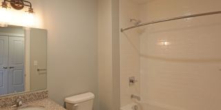 Oak Knitting Mill Apartments – Franklin Square Available Gallery 6