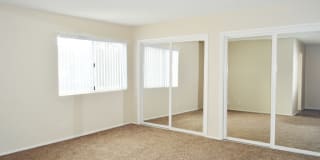 Los Feliz Summit Apartments Gallery 15