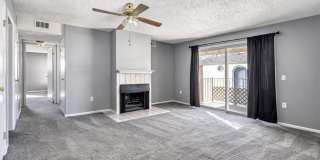 1 MONTH FREE!! 2B/1B Upper Level Condo in Cottonwood Villas - Available NOW! Gallery 7