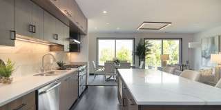 Ventana Gallery 37