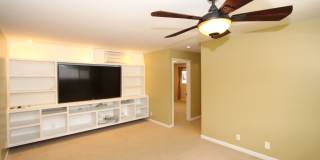 Large 4 bedroom, 3 bath, 4+ parking, gated single family house in Kalihi Gallery 17