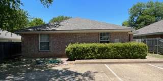 4 Bed 2 Bath Gallery 1